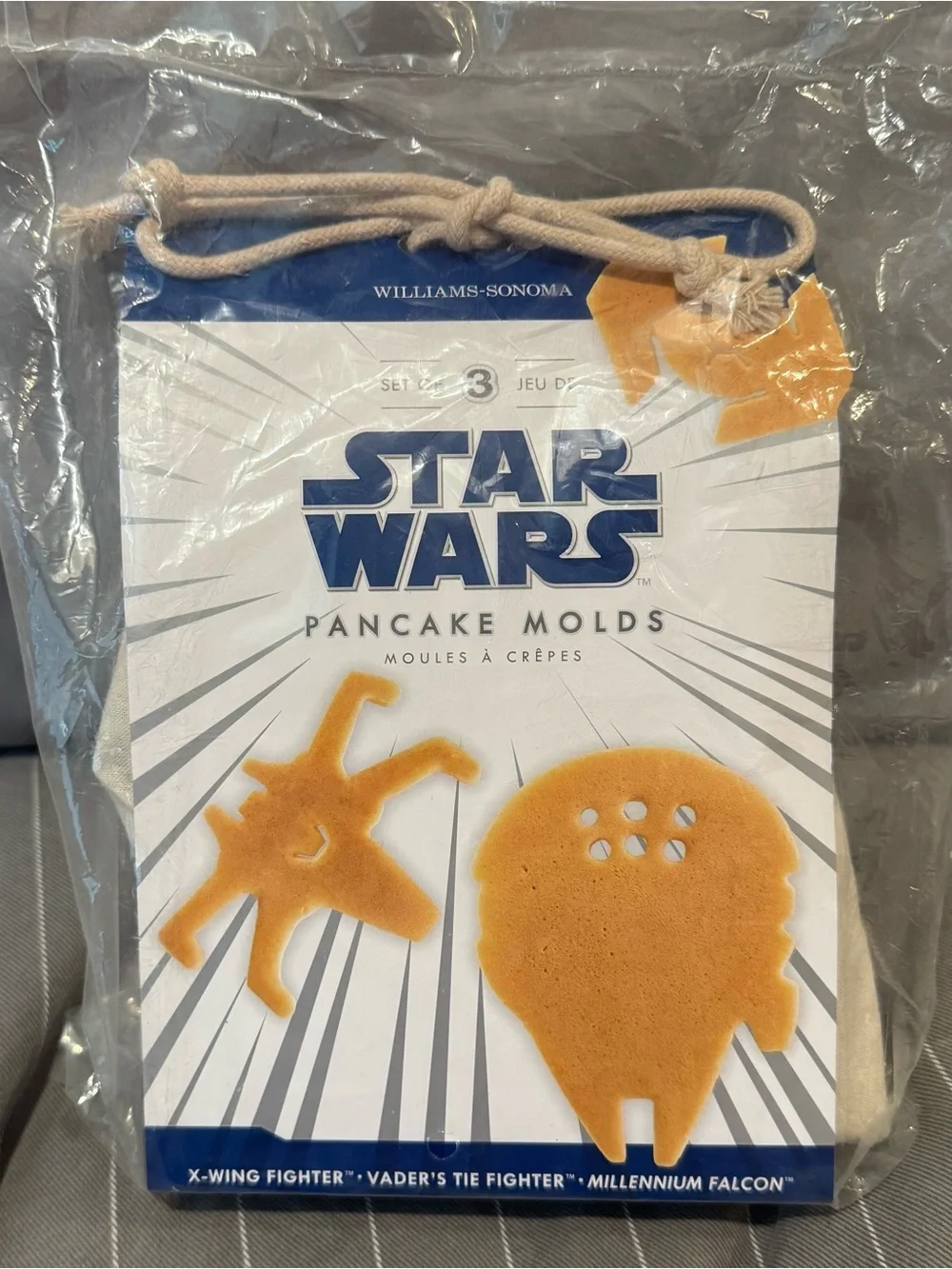 Williams-Sonoma Star Wars Pancake Molds - never opened